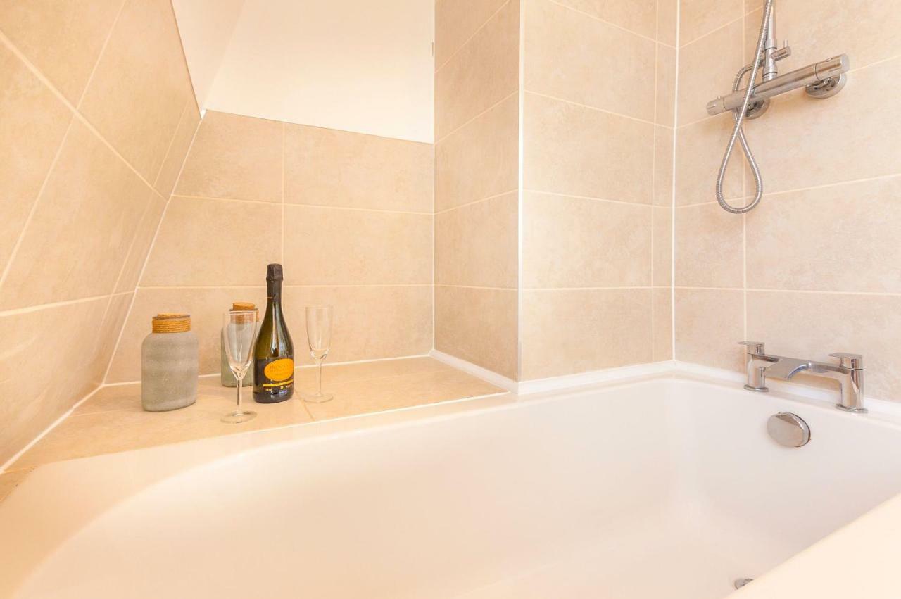 Pure B - Exceptional Views Of Tamar & Royal William Yard With Free Parking & Wifi Daire Plymouth Dış mekan fotoğraf
