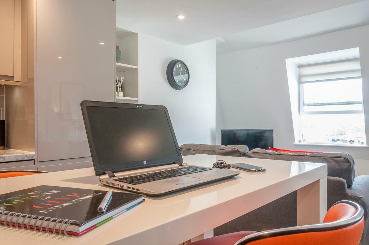Pure B - Exceptional Views Of Tamar & Royal William Yard With Free Parking & Wifi Daire Plymouth Dış mekan fotoğraf
